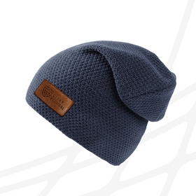 Beanie knitted with leather label